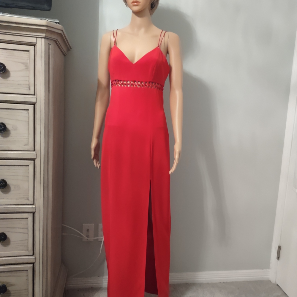 Elegant Red Evening Dress. Size 4